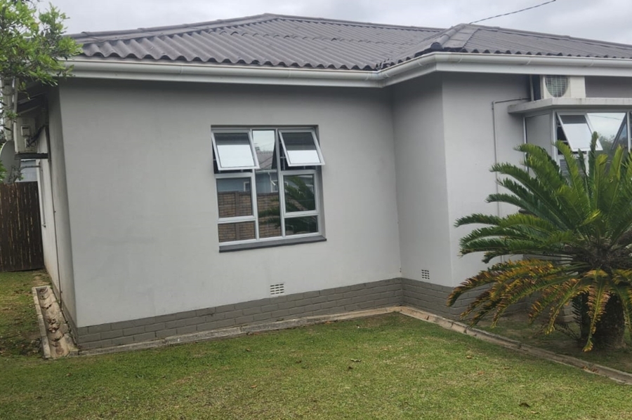 3 Bedroom Property for Sale in Cambridge West Eastern Cape